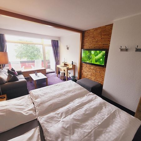 Berghotel Habbel Und Die Welt Kann Warten Cobbenrode Exteriér fotografie